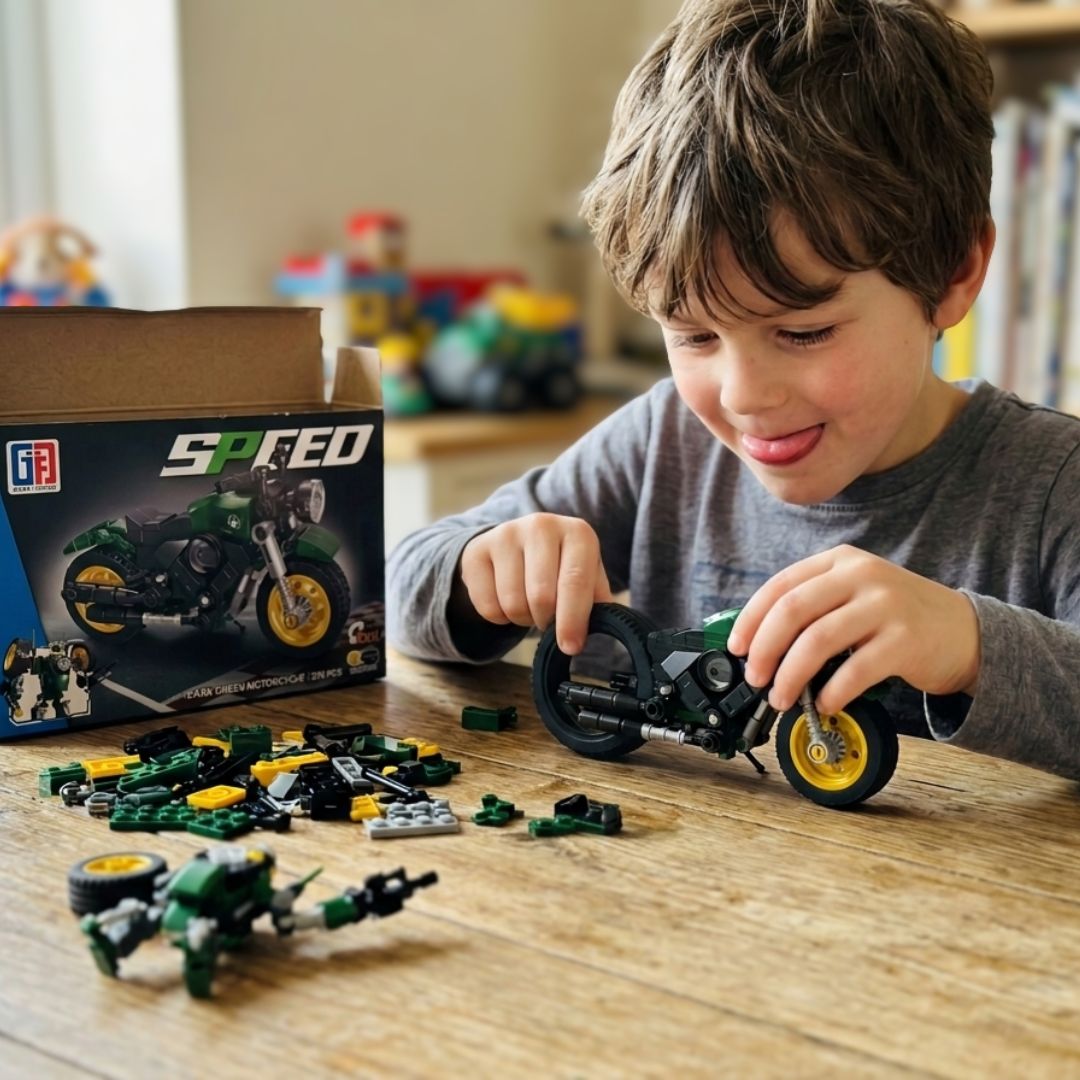 2-in-1 Transformable Robot & Motorcycle Building Kit Model 123-891